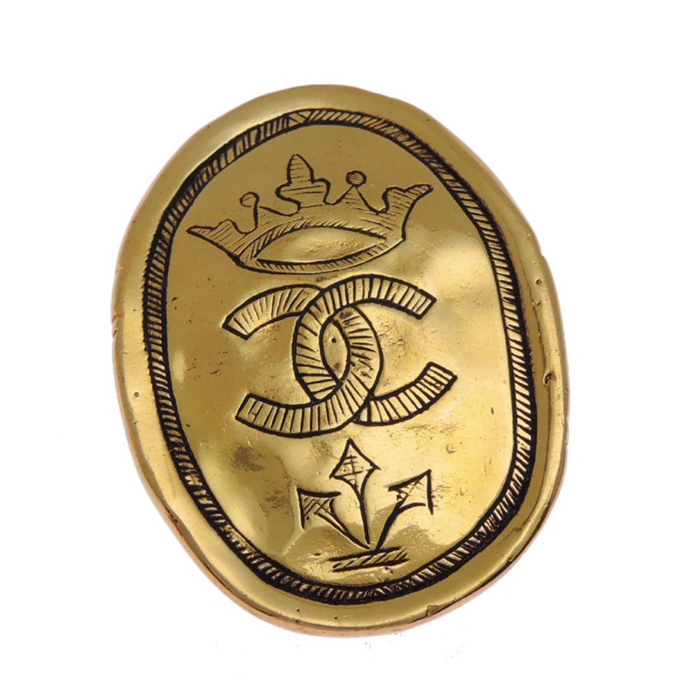 CHANEL Vintage Gold Brooch